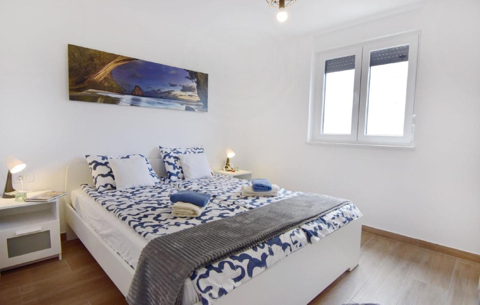 Apartment In Zambratija Mit Kleinem Garten Umag